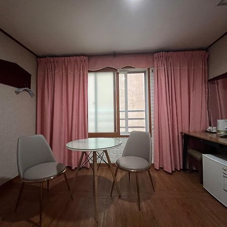Oreum Motel 済州市 エクステリア 写真
