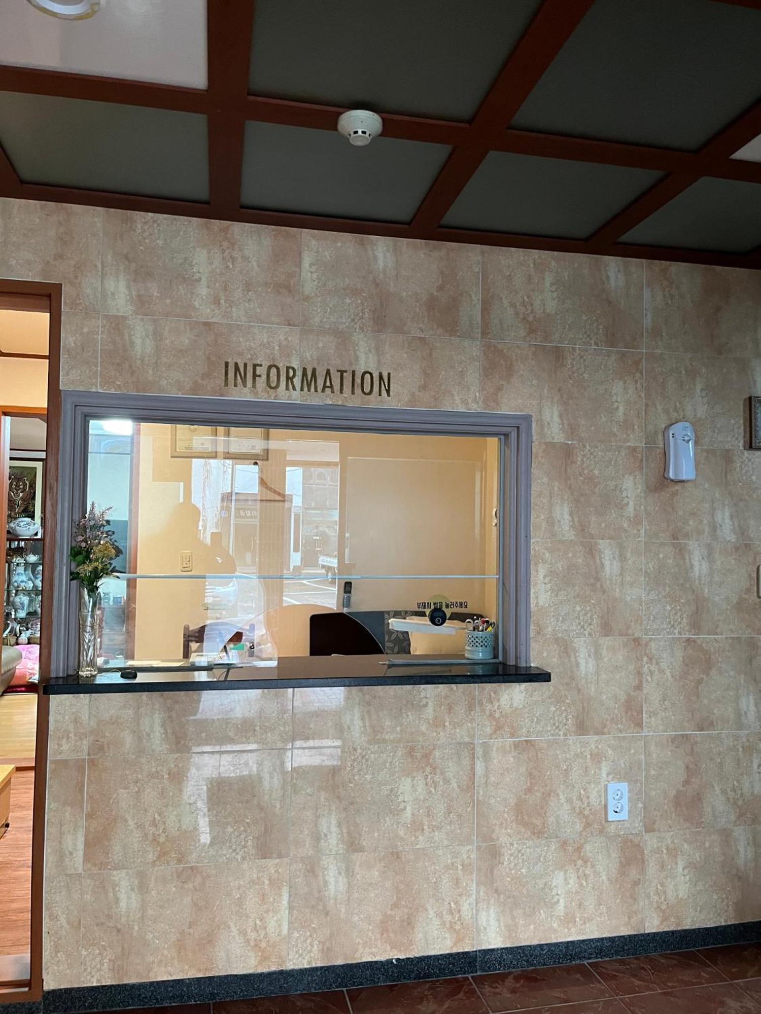 Oreum Motel 済州市 エクステリア 写真