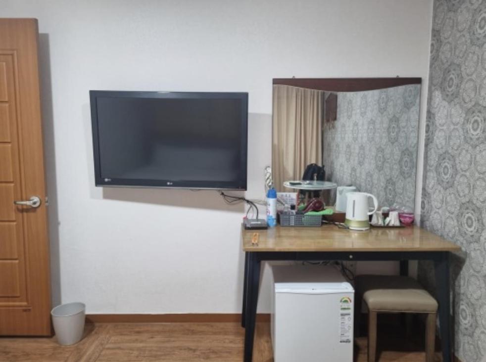 Oreum Motel 済州市 エクステリア 写真
